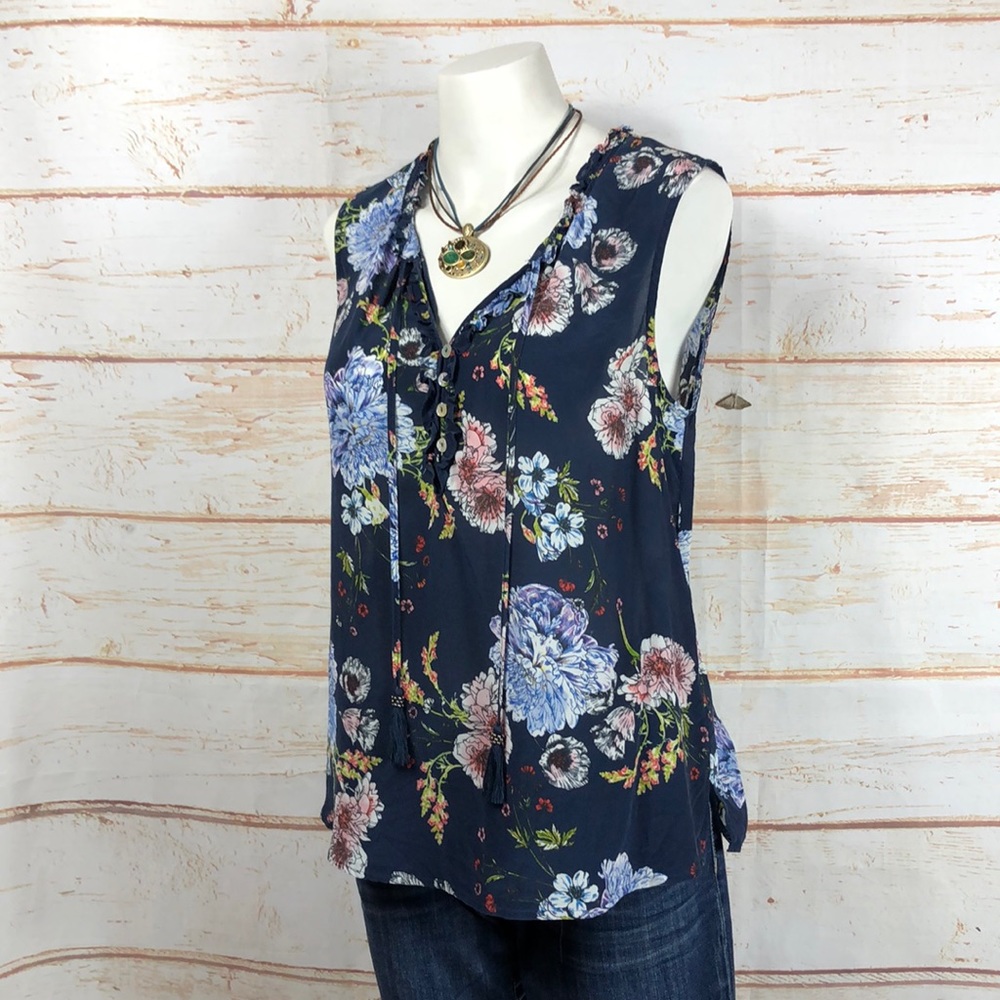 D9 - Daniel Rainn Navy Silk Sleeveless Top - M